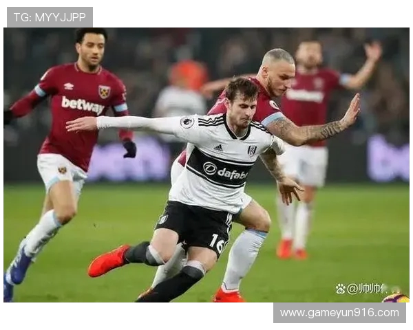 曼联弃将疯了！10 场 9 球 + 4 连破，那不勒斯捡宝赚翻